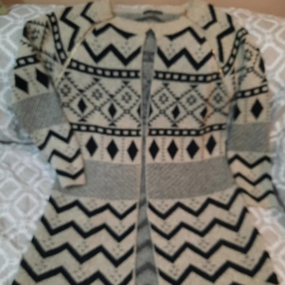 Long cardigan duster Aztec sz M pale grey & black - Picture 2 of 5